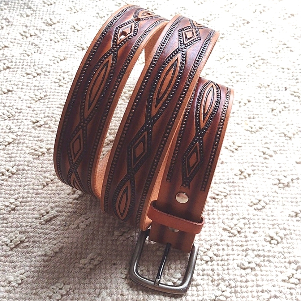 Genuine leather brown belt with details made in Mexico - Picture 1 of 7